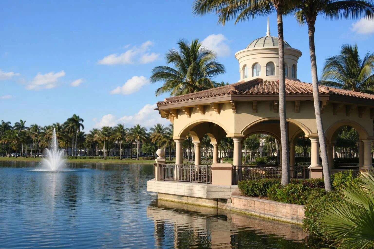 Weston Town Center pavilion beside the lake